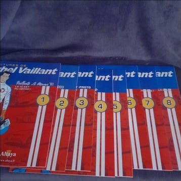 1:43 - Voiture de course miniature (105)