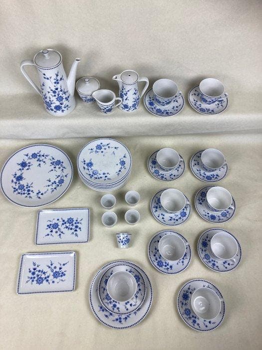 Seltmann Weiden - Eetservies (30) - Porselein, Antiek en Kunst, Antiek | Meubels | Tafels