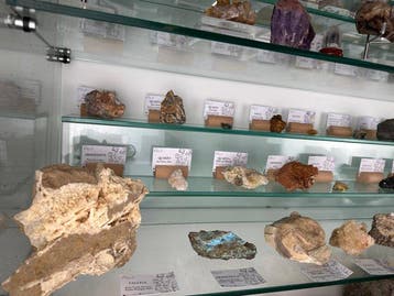Historische collectie jaren 80 Italiaanse mineralen -