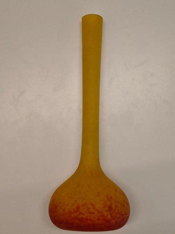 André Delatte - Vaas - Berluze - opalijn glas