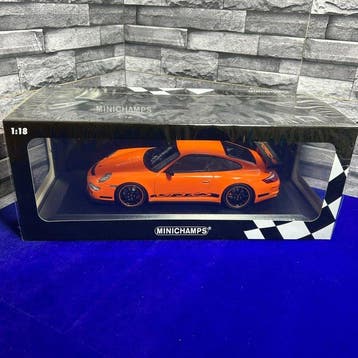 Minichamps 1:18 - Modelauto - Minichamps 1:18 Porsche 911, Nieuw