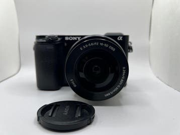 Sony 6000 (ILCE-6000) Twin Lens Kit – E 16-50mm PZ OSS & E, Nieuw