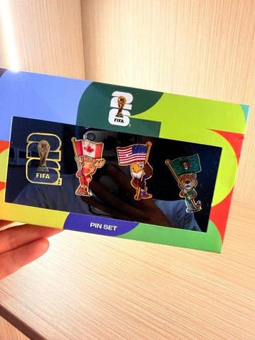 Insigne 2026 FIFA World Cup Official Mascot Badge Set -