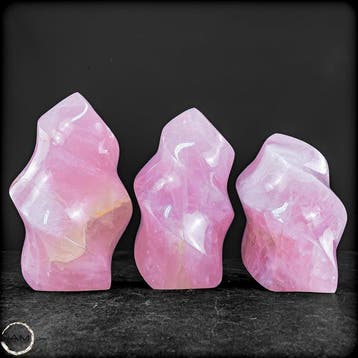 Set de flammes en quartz rose – Élégance douce dans des tons