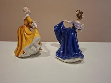 Royal Doulton - Margaret Davis - Figuur - Pretty Ladies, Antiquités & Art