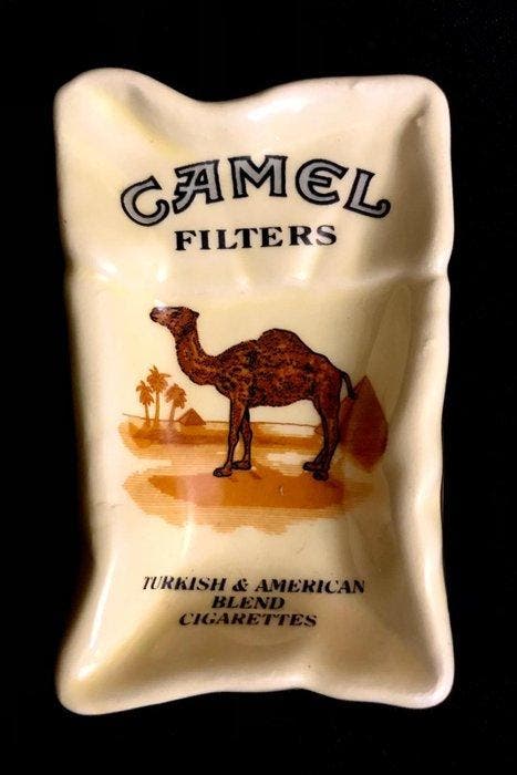 Camel - Zonder minimumprijs - Asbak - An interesting,, Verzamelen, Rookartikelen, Aanstekers en Luciferdoosjes