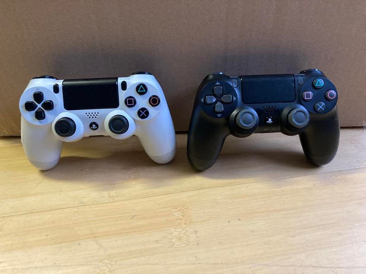 Playstation 4 / PS4 Controller veel keuze & garantie! vanaf, Games en Spelcomputers, Spelcomputers | Sony PlayStation 4, Zo goed als nieuw