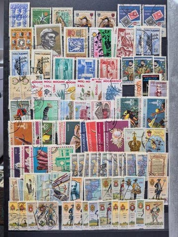 Monde 1890/1990 - Monde – Mozambique, Madagascar, Cameroun,, Timbres & Monnaies, Timbres | Europe | Espagne