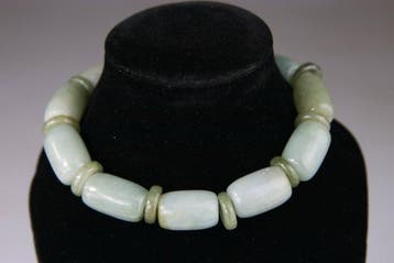 Bracelet chinois - Couleur Apple Green - Pierre sculptee
