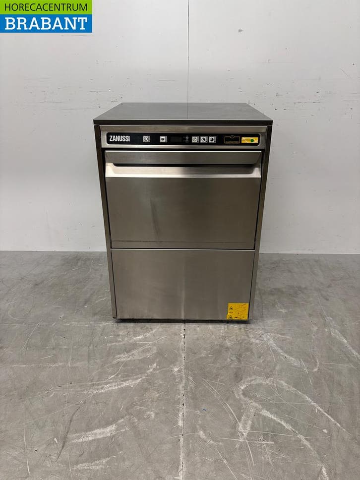 RVS Zanussi Zucai Vaatwasser 230V Horeca, Zakelijke goederen, Horeca | Keukenapparatuur, Ophalen of Verzenden