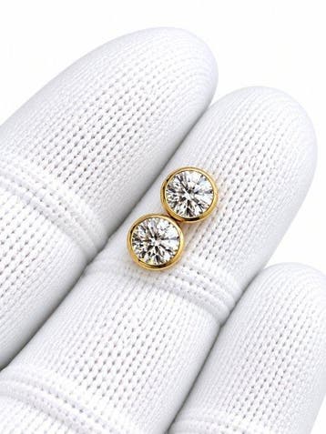 Oorstekers - 14 karaat Geel goud - 2.06ct. tw. Diamant