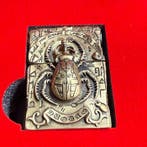 Zippo - Escarabajo Egipcio y Faraón - Nº 1383 - Aansteker -