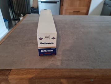 1:43 - Model vrachtwagen - Renault Rothmans Williams