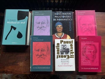 Russische literatuur - Lot met 10 uitgaven van Tolstoj,