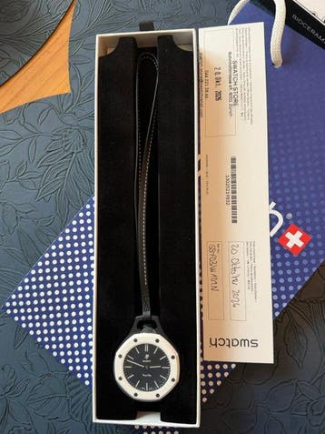 Swatch Royal Pop - Swatch × Audemars Piguet OCHO NEGRO -, Handtassen en Accessoires, Nieuw