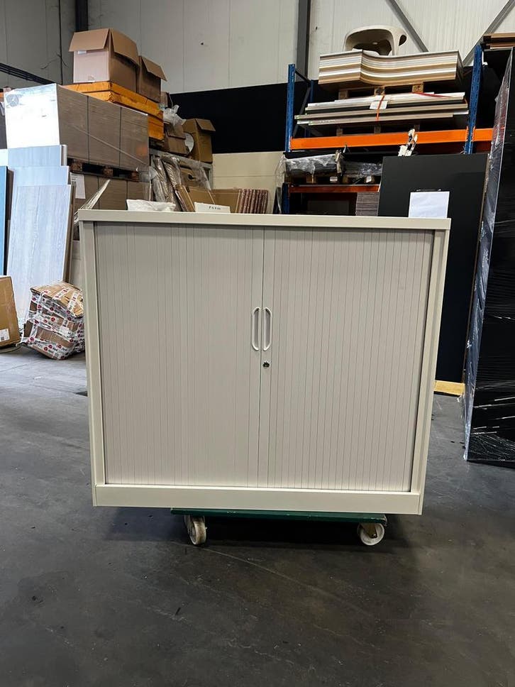 Roldeurkast - Archiefkast - Nieuw – Met slot - 105x120x45 cm, Maison & Meubles, Armoires | Armoires à porte coulissante & Armoires à archives