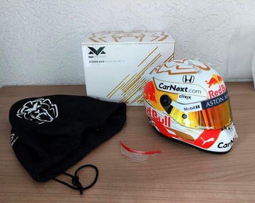 Max Verstappen 1:2 - Modelauto - Helm seizoen 2020 - Limited, Nieuw
