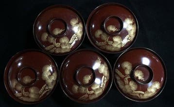 Set of 5 Vintage Japanese Lacquerware Bowls with Lids - Gold
