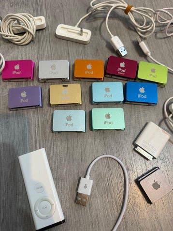 Apple - iPod shuffle and iPod (various Nano/Shuffle, Games en Spelcomputers, Nieuw
