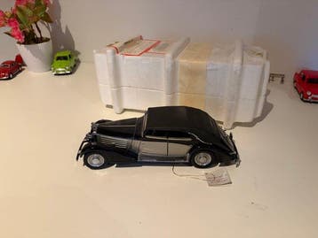 Franklin Mint 1:24 - Voiture miniature - Maybach Zeppelin