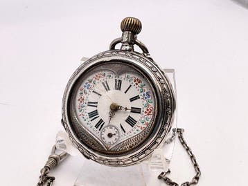 Fidelitas . Cassa a cuore . Revisionato . 1900 . Argento .