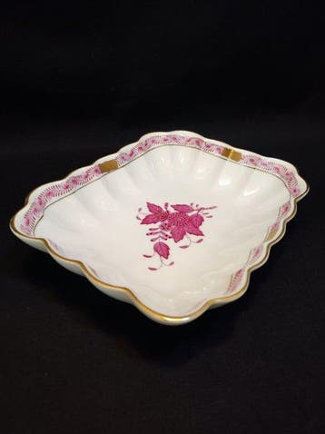 Herend - Plat - rechteckig gewellt 18,2x14,0x3,8 cm Apponyi