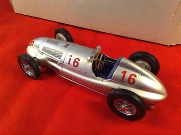 CMC 1:18 - Voiture de course miniature - ref. #M-065