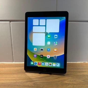 Apple iPad (5th Generation) 128GB Wifi - Mobiele telefoon