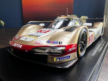 Spark 1:18 - Voiture miniature - Porsche 963 #38 Hertz team