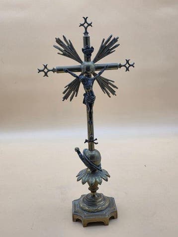Crucifix - Métal, Laiton - 1900-1910 - 42 cm