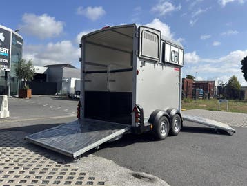 IFOR WILLIAMS HB511 PAARDENTRAILER – 2 PAARDEN | 2700 KG | V, Dieren en Toebehoren, Ophalen, Nieuw, Aluminium