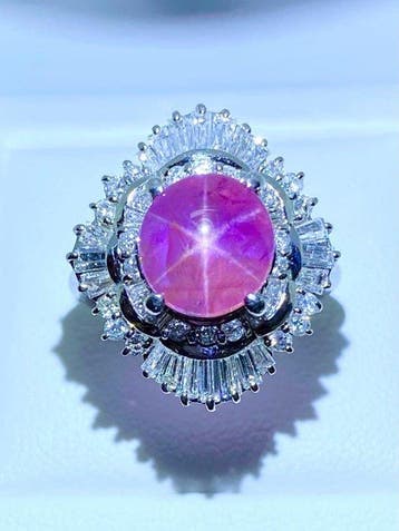 Ring Platina - 7.85ct. tw. Sterrobijn - Diamant -