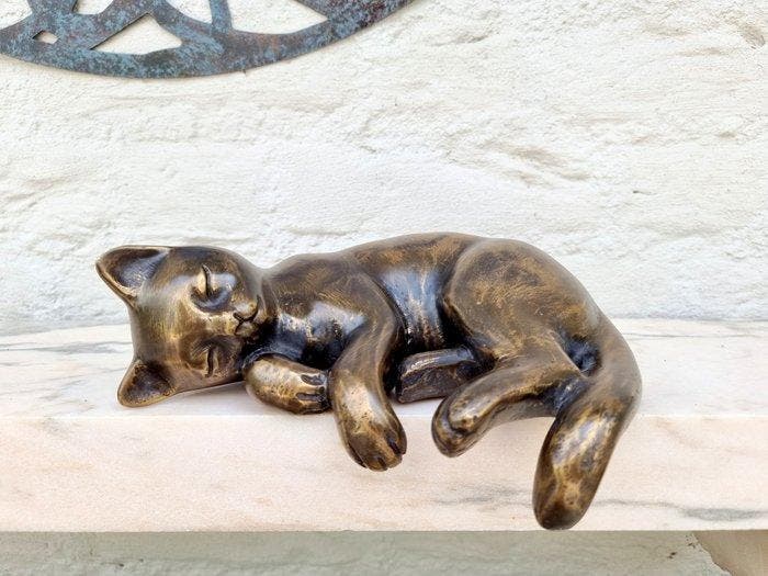 Sleeping kitten - Beeldje - A sleeping kitten - Brons, Antiquités & Art, Art | Objets design