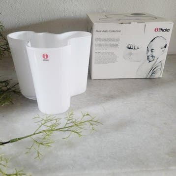 Iittala - Alvar Aalto - Vase - Savoy (Opaline) - Verre