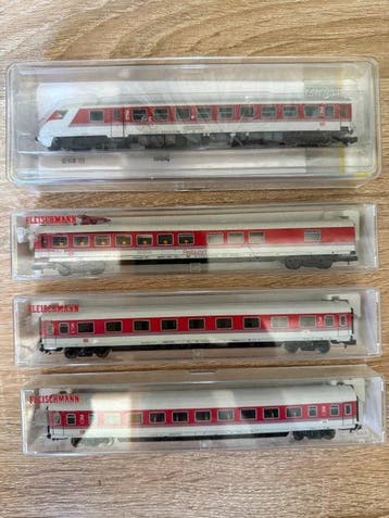 Fleischmann, Minitrix N - 18851/8687K/8181K/8684K - Wagon de, Nieuw