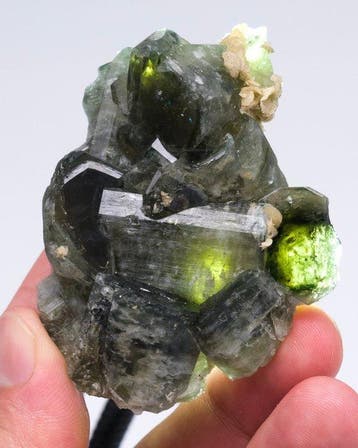 (EUROPEAN CLASSIC) GROENE EDELSTEEN APATIET FLOATER-cluster