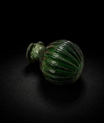 Islamitische 8e tot 11e eeuw na Christus Glas Bak - 6 cm, Antiek en Kunst