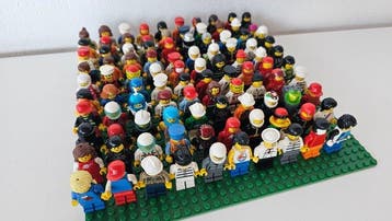 Lego Onderdelen - 100x LEGO Minifigures, Nieuw
