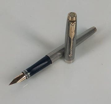 Parker - 75 Ciselé Argento massiccio e oro 14 KT - Vulpen