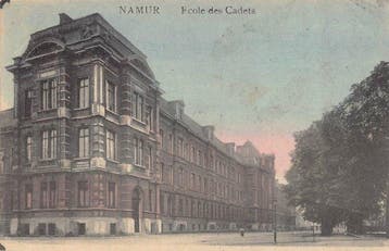 Belgique - Namur-Ville - beau lot de 122 cpa dim. 9 x 14 -, Gelopen
