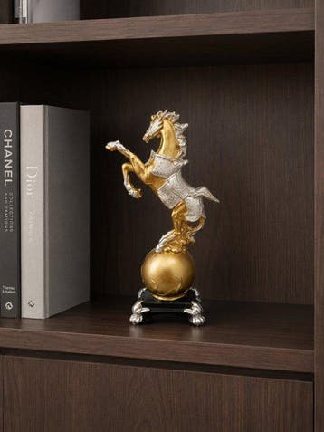 sculptuur, Cheval cabré - 21.5 cm - Hars