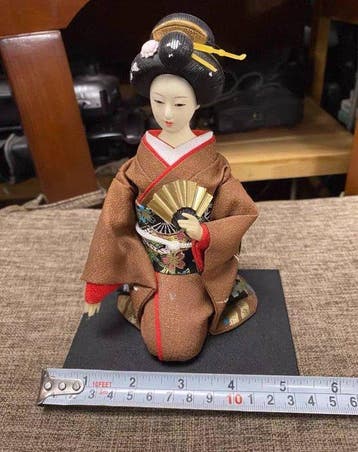 Decoratief ornament - Japan - Japanse geisha-beeldje