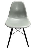 Grote Voorraad Vitra Eames DSW Stoelen, Verzenden