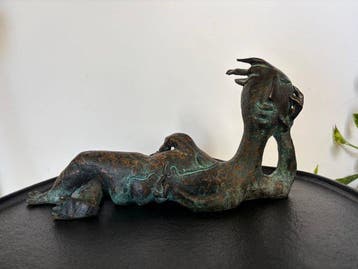 Ripollés (1932) - Sculpture, Dama acostada - 18 cm - Bronze, Antiek en Kunst