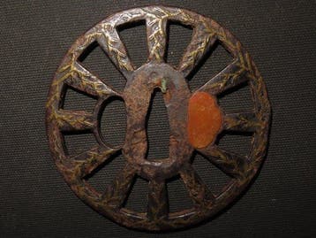 Katana - fer forgé - Daito Kuruma Sukashi Heianjyo Tsuba :