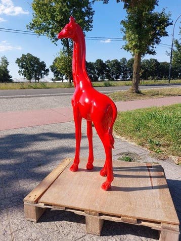 Beeld, 100 cm high giraffe red color - 100 cm - laminaat, Antiek en Kunst