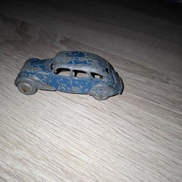 Dinky Toys 1:50 - Voiture miniature - Peugeot 402