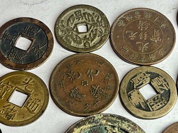 Azië, China. Lot de 29 monnaies asiatiques (Zonder