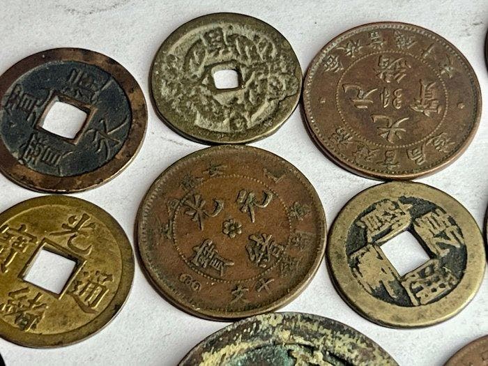 Azië, China. Lot de 29 monnaies asiatiques (Zonder, Postzegels en Munten, Munten | Azië