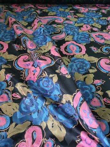 Prachtige damaststof met bloemmotief, 100% katoen, Made in
